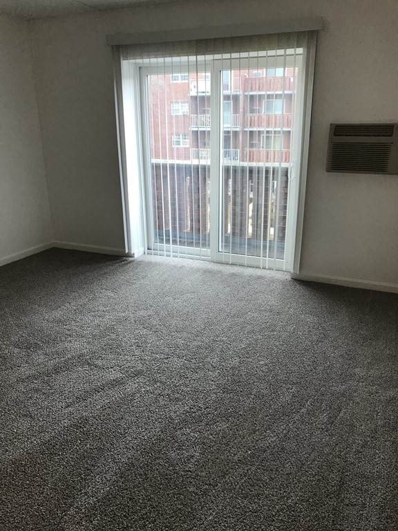 70 Webster - Photo 1