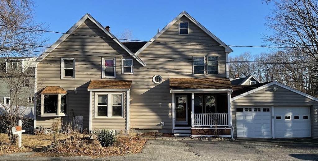 10 Foster Ave - Photo 1
