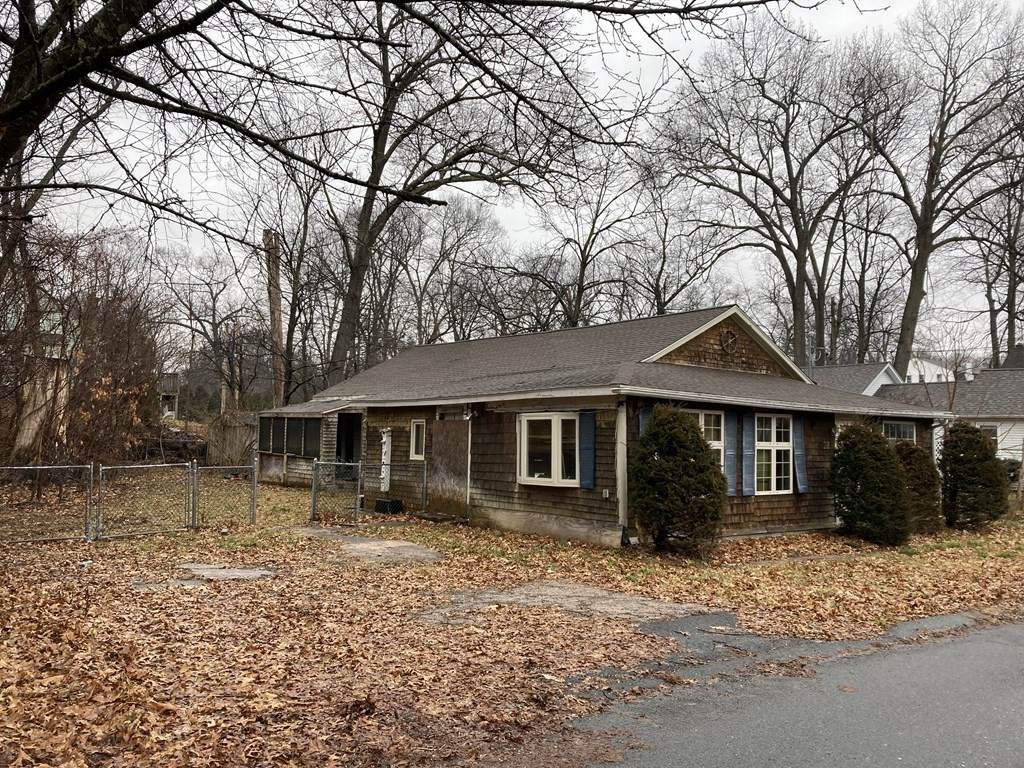 28 Lakemont Street - Photo 1