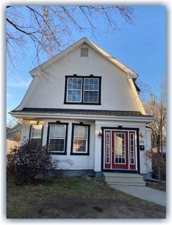 158A Pleasant St - Photo 1