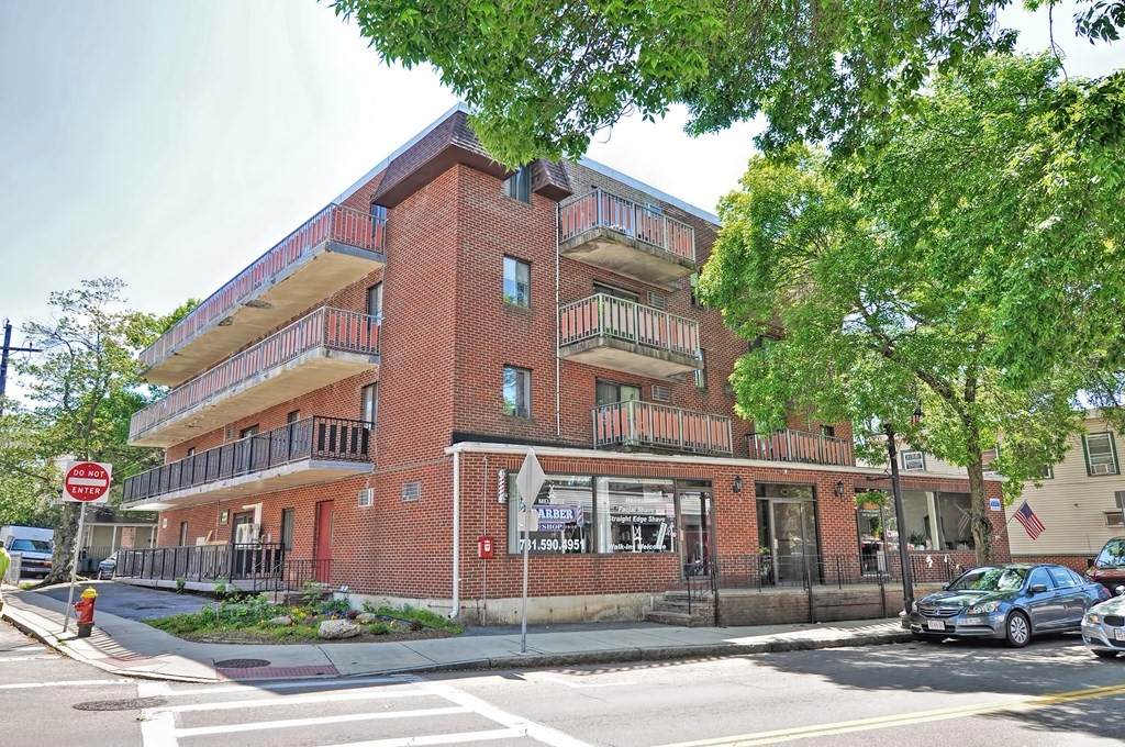 26 W Wyoming Ave - Photo 1