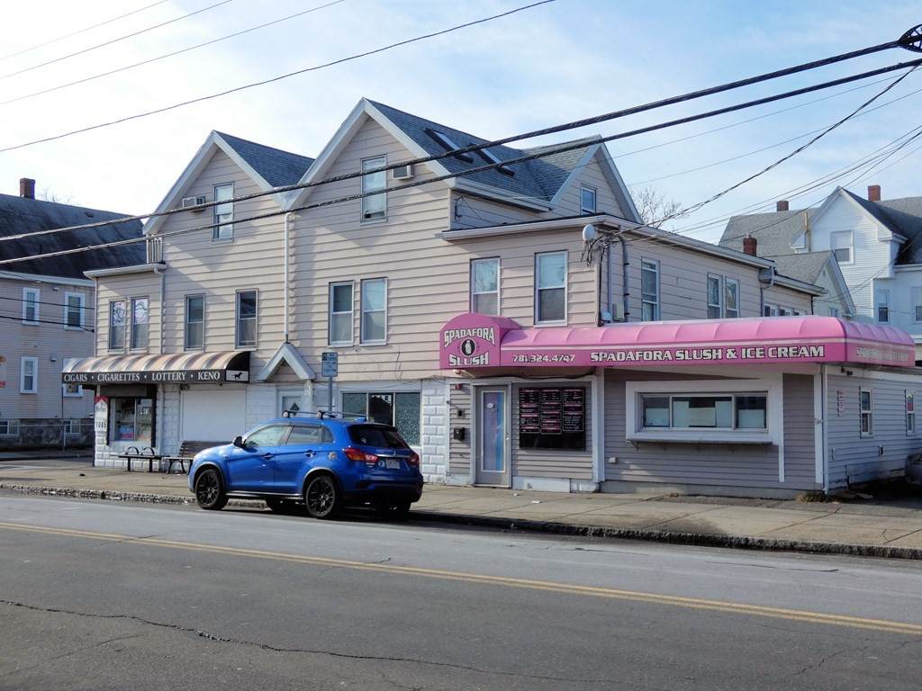132-136 Highland Ave - Photo 1