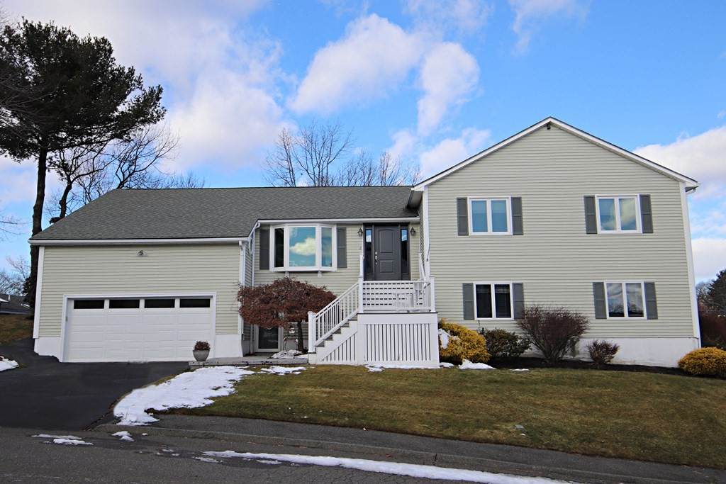 6 Sharon Drive - Photo 1