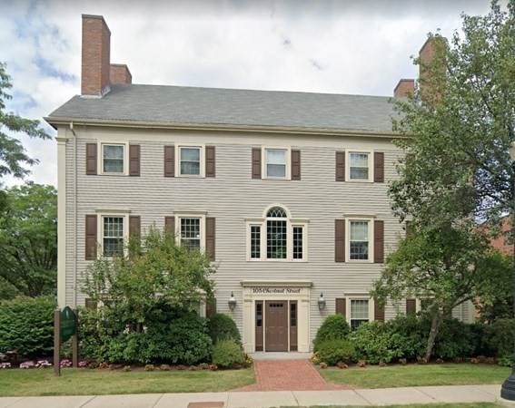 105 Chestnut Street - Photo 1