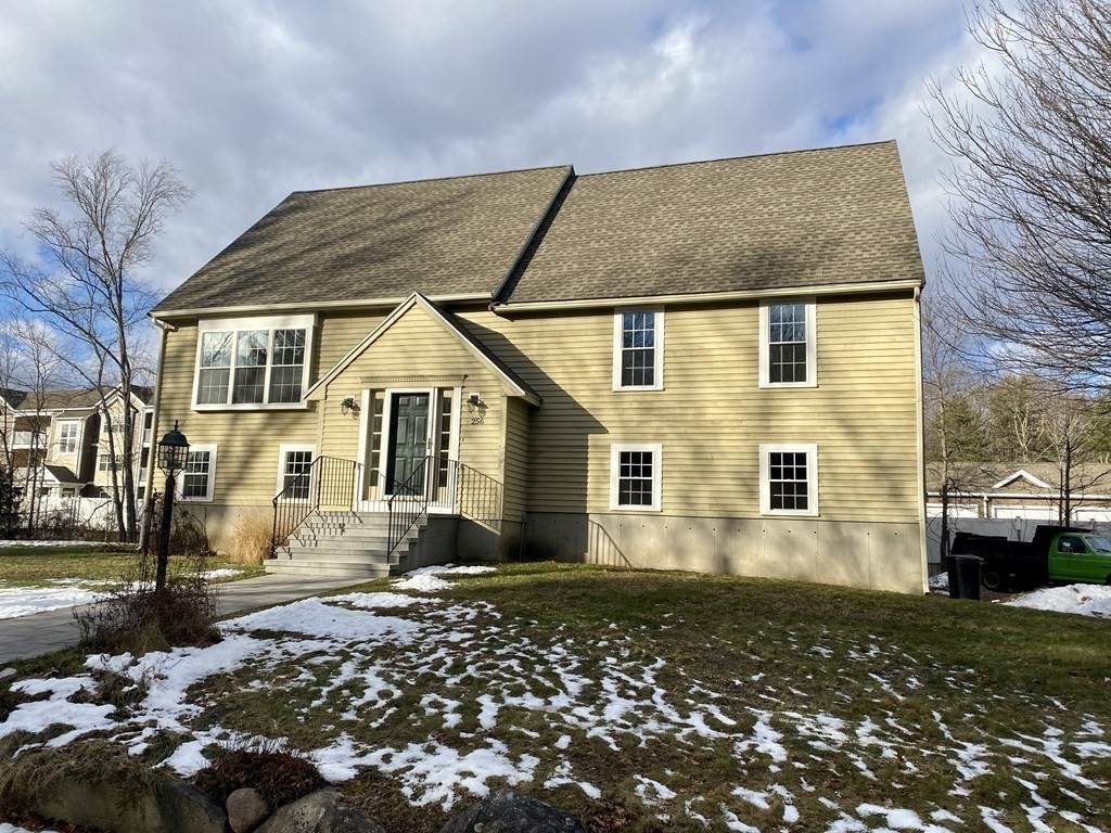 256 Washington Street - Photo 1