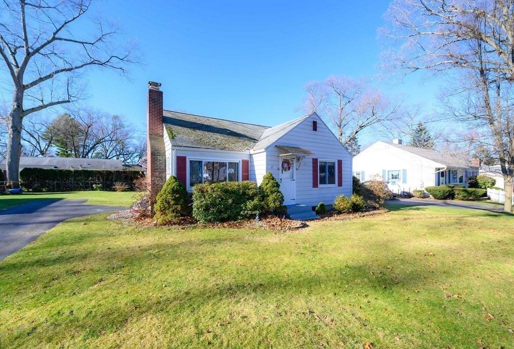 67 Lewis Ave - Photo 1