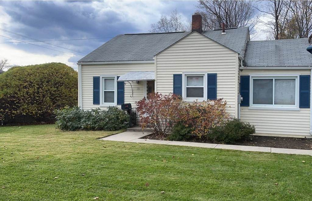 39 Moss Avenue - Photo 1