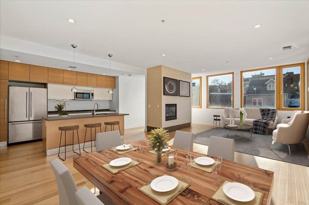 208-210 Bolton St - Photo 1