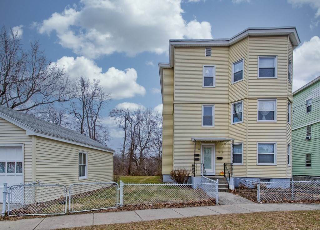 10 Riverview Ter - Photo 1