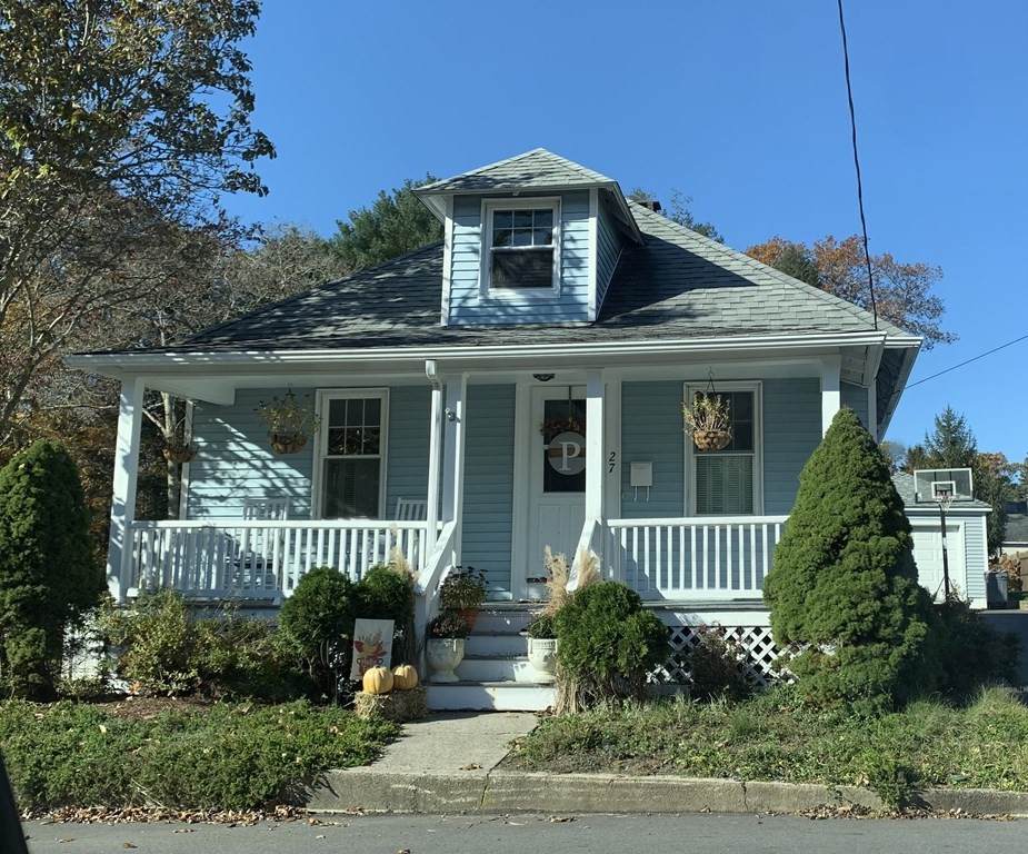 27 Anawan St - Photo 1