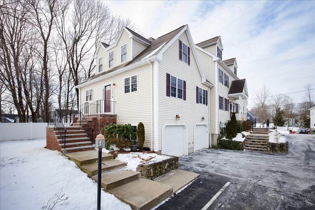 17 Pierce St - Photo 1