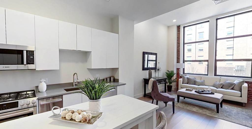 121 Portland Street - Photo 1