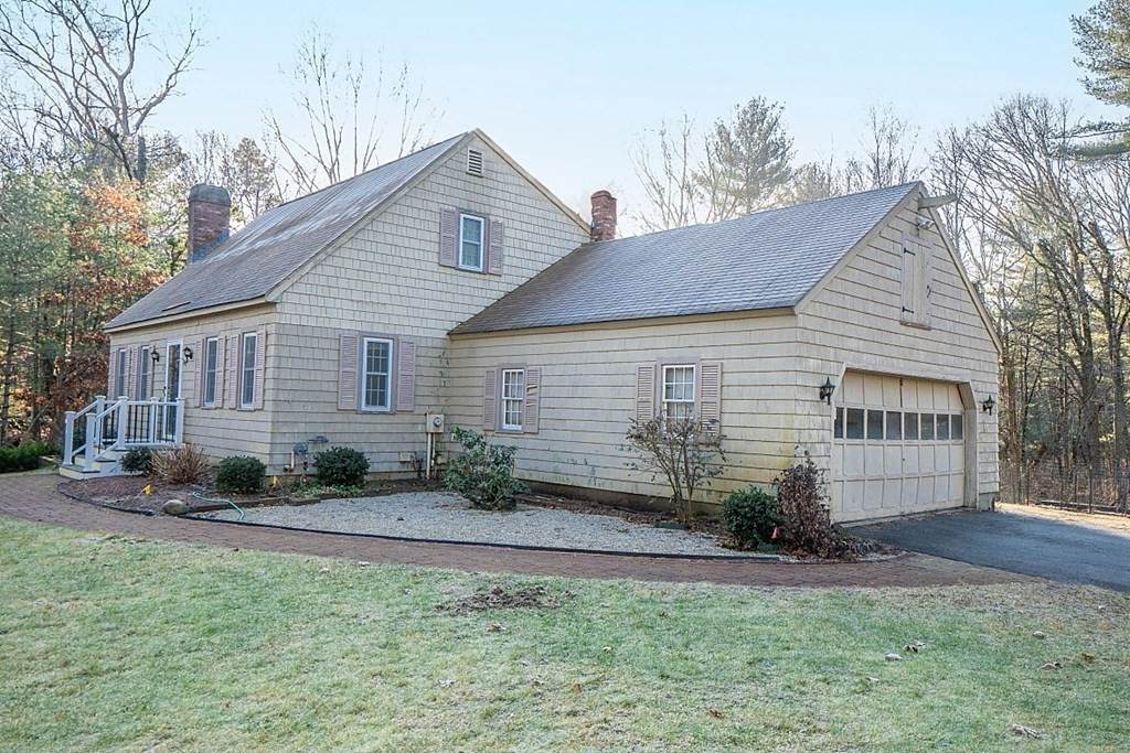 2 Sassafras Rd - Photo 1