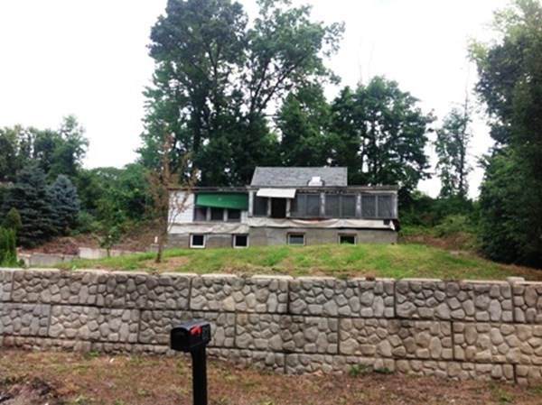 87 River Rd - Photo 1