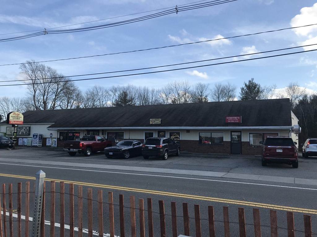 314 Mattakeesett St - Photo 1