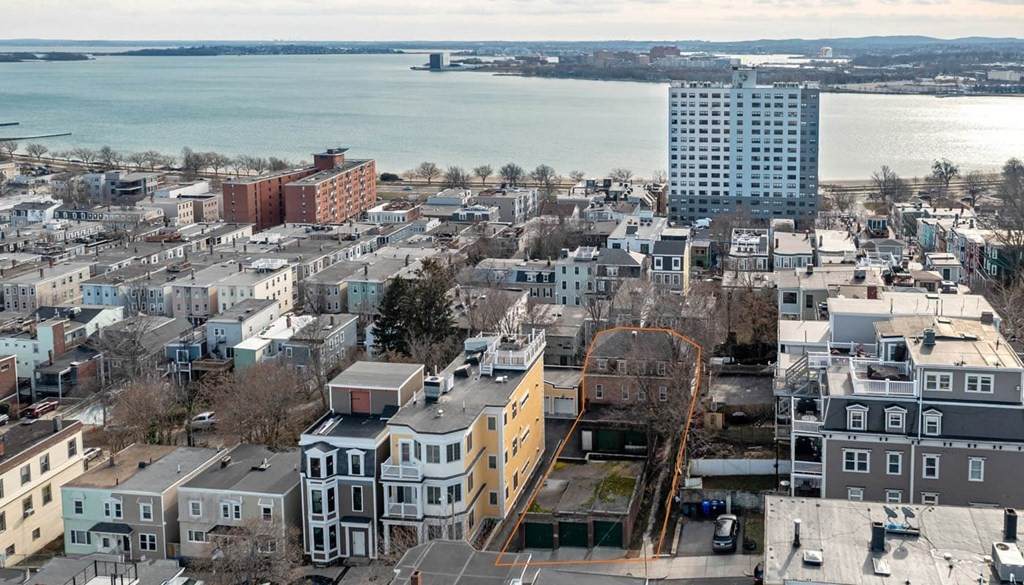 421 East Sixth St - Photo 1