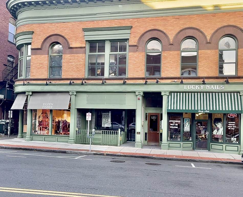 28 Pleasant St - Photo 1