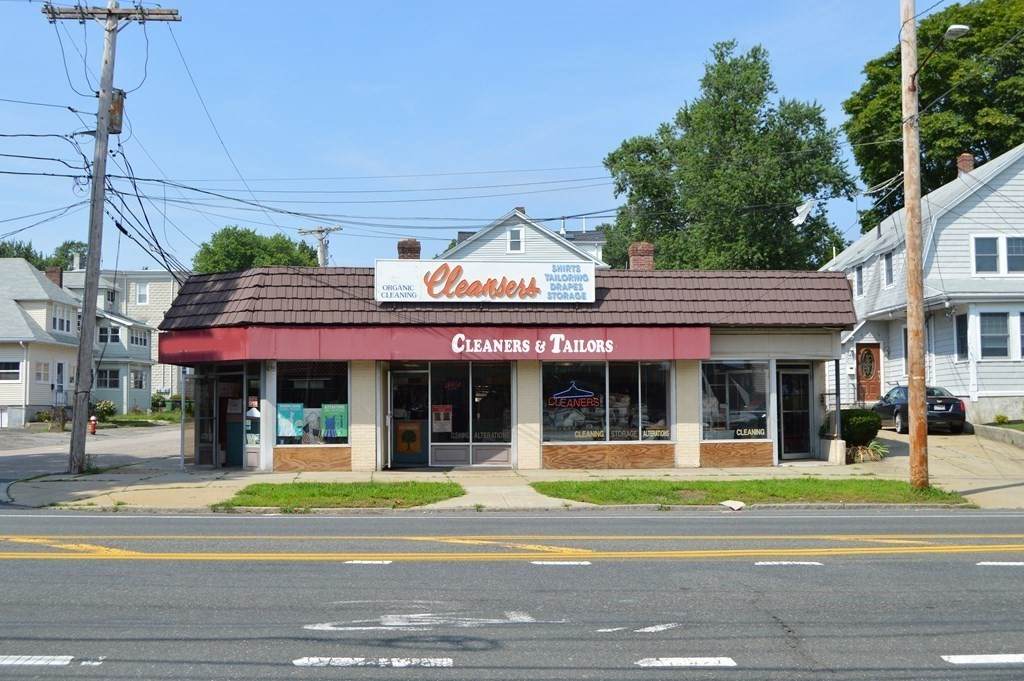473 Main Street - Photo 1