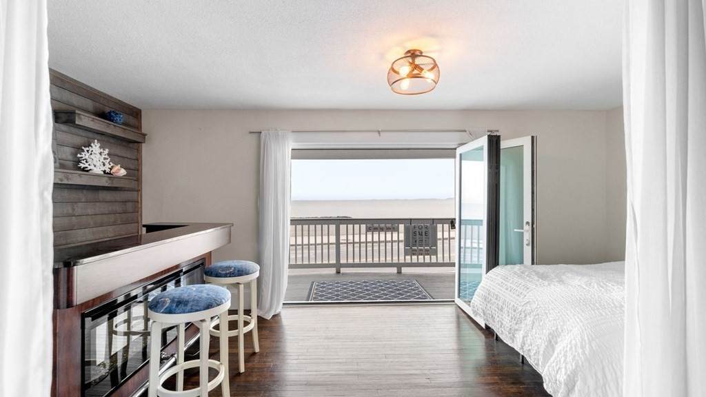 249 Winthrop Shore Dr - Photo 1