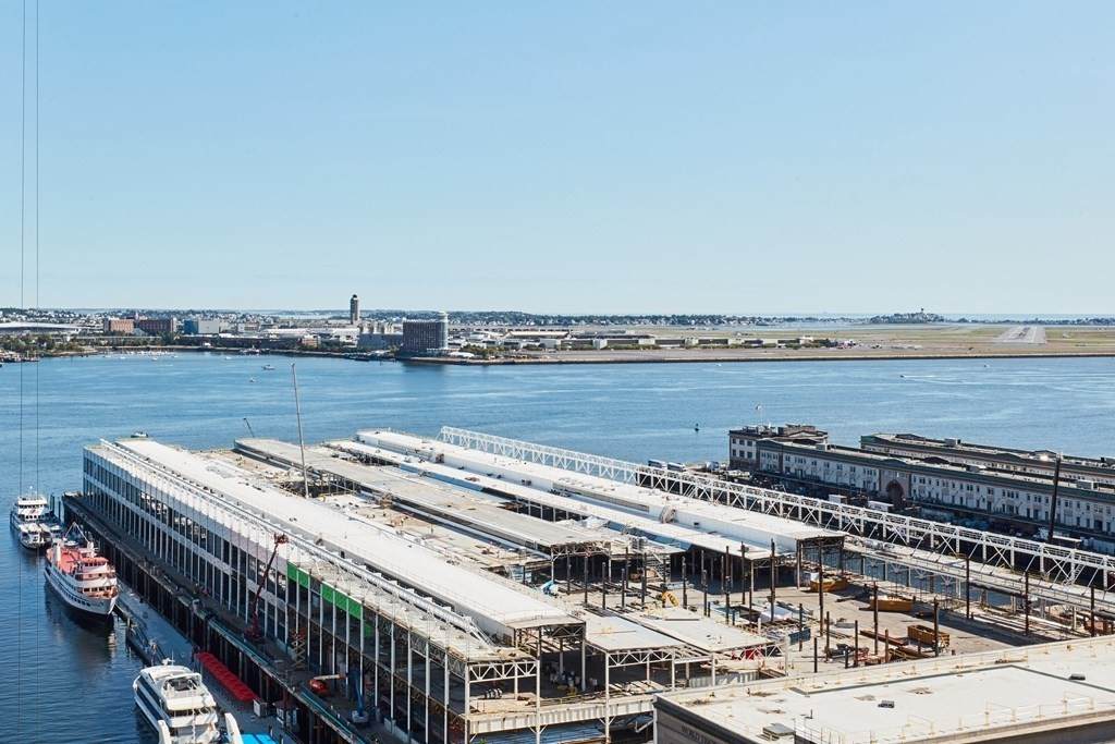 135 Seaport Boulevard - Photo 1