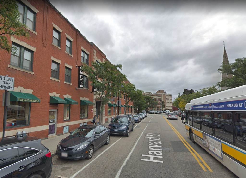 233 Harvard St - Photo 1