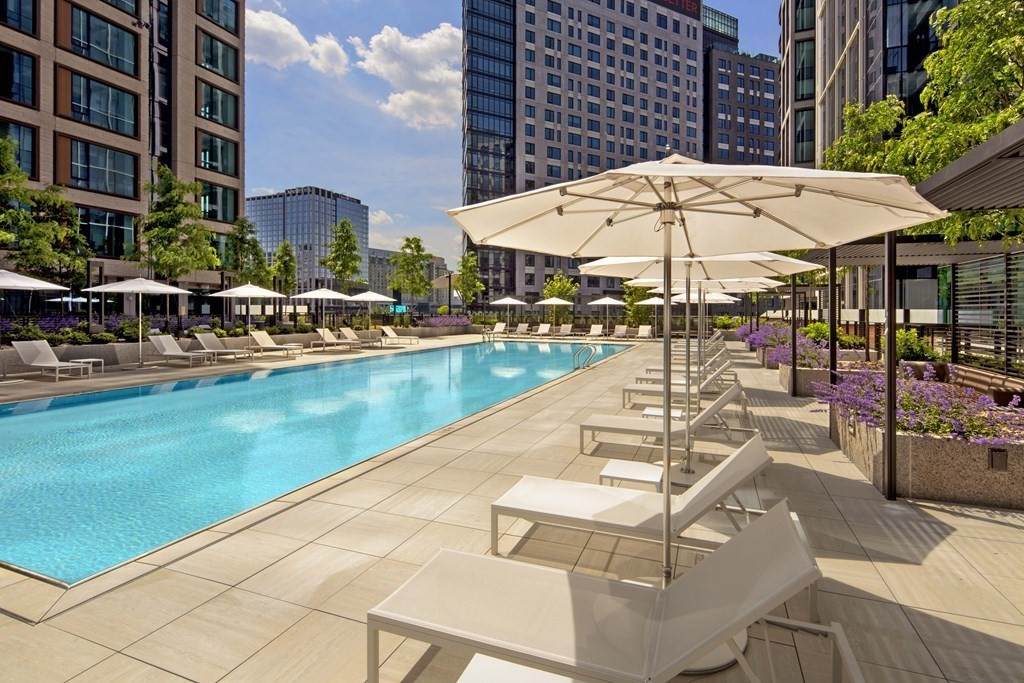 133 Seaport Boulevard - Photo 1
