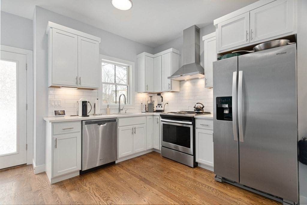 5 Cedar St - Photo 1