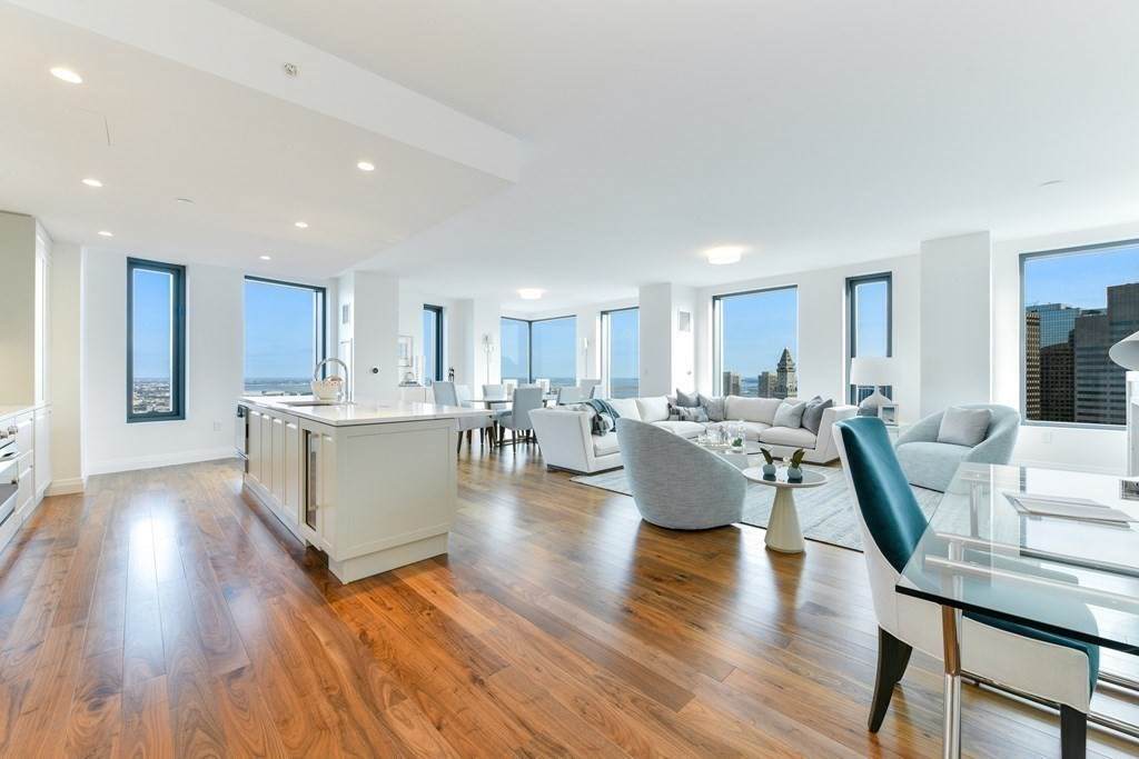 110 Sudbury St - Photo 1
