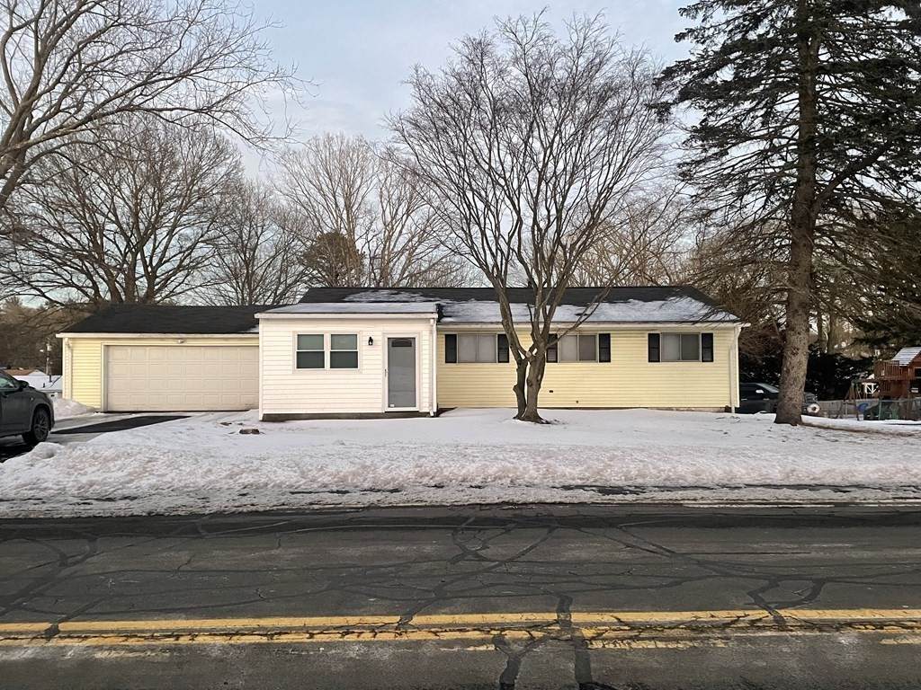 267 Mendon Rd - Photo 1