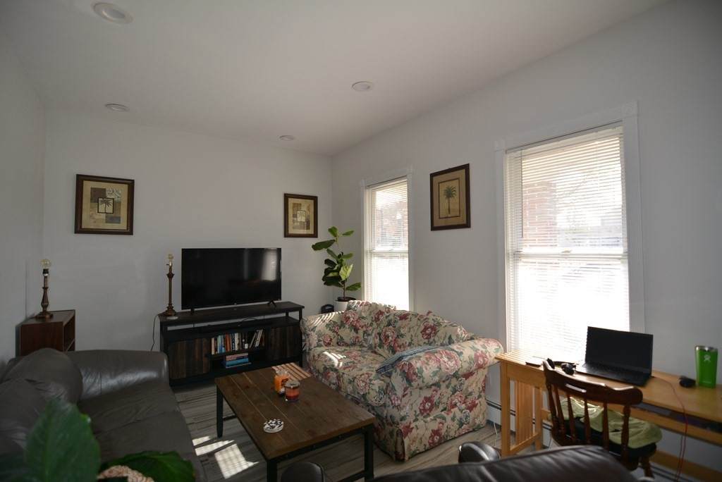 571 Somerville Ave - Photo 1