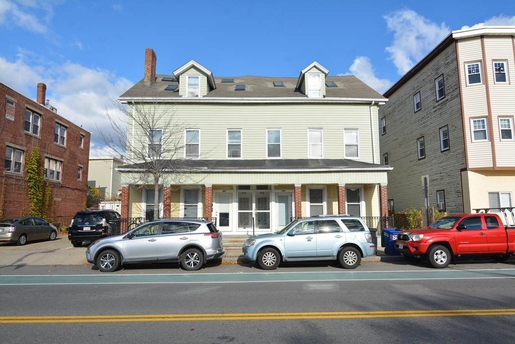573-A Somerville Ave - Photo 1