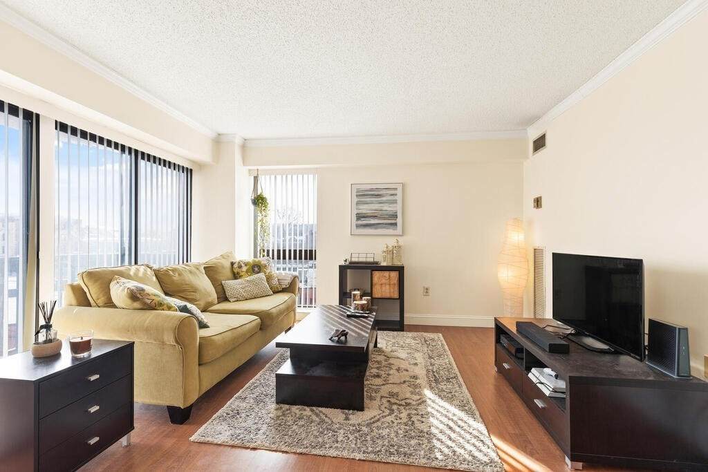 15 N Beacon St - Photo 1