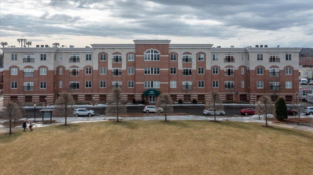 500 Union St - Photo 1