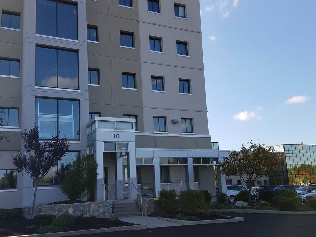 10 Tower Office Park - Photo 1