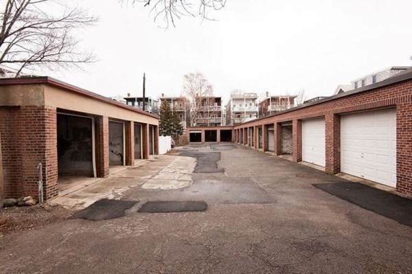 404 R K St - Photo 1