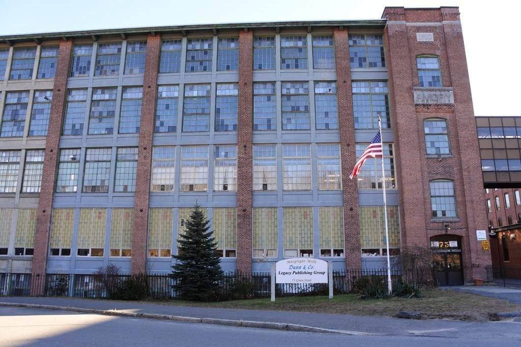 75 Green St - Photo 1