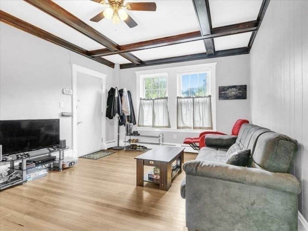 1742 Commonwealth Ave - Photo 1