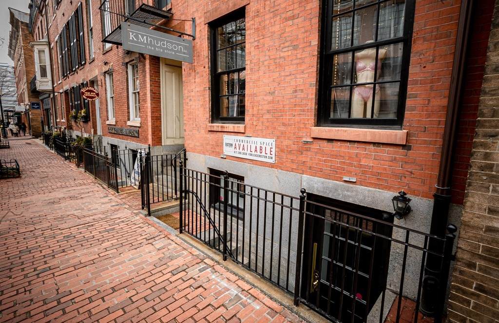 125 Charles St - Photo 1