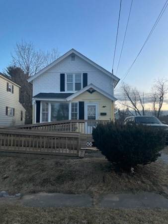 51 Mcarthur St. - Photo 1