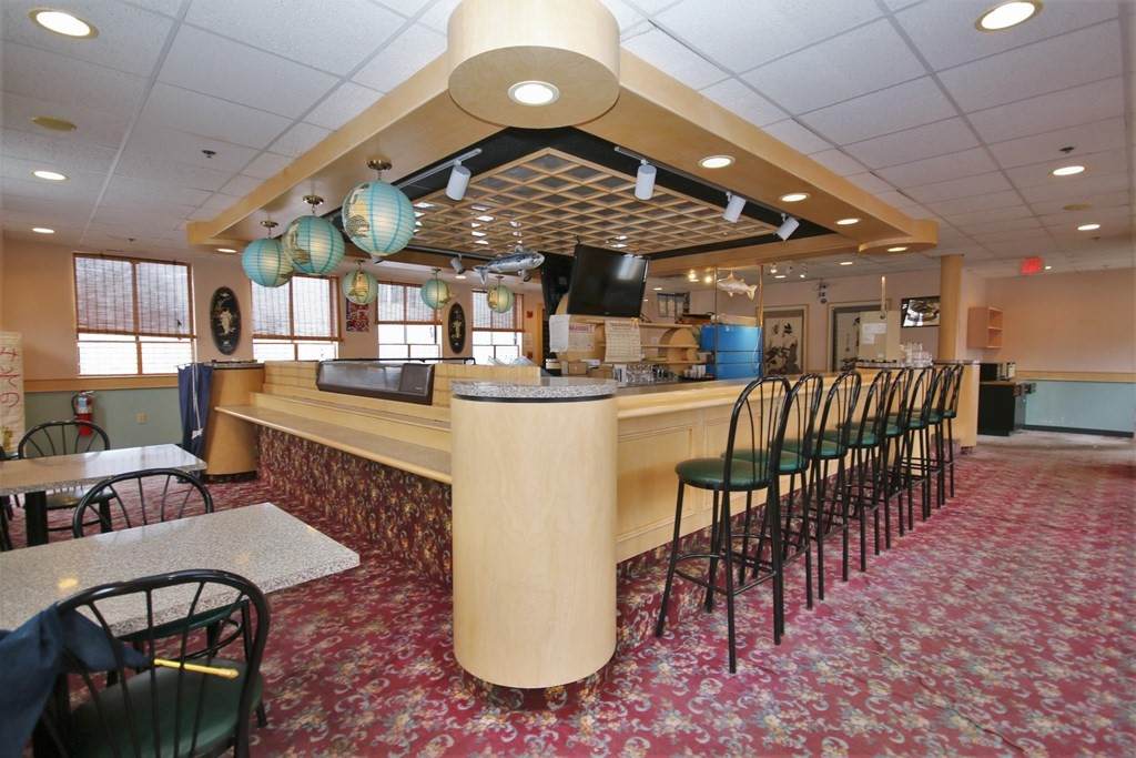 82 Newbury St - Photo 1