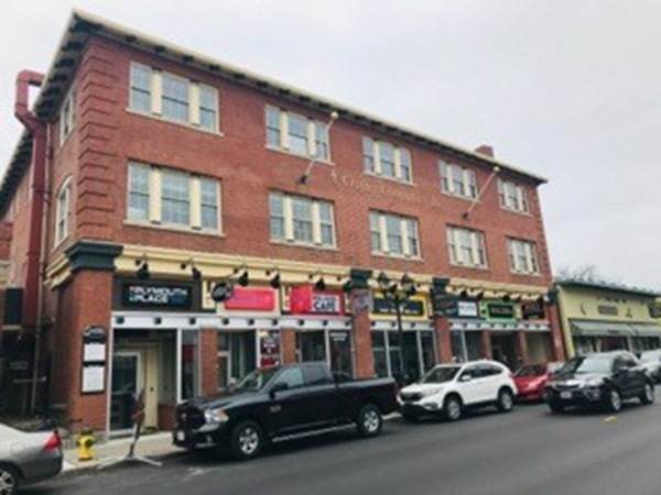 8 Court Street - Photo 1