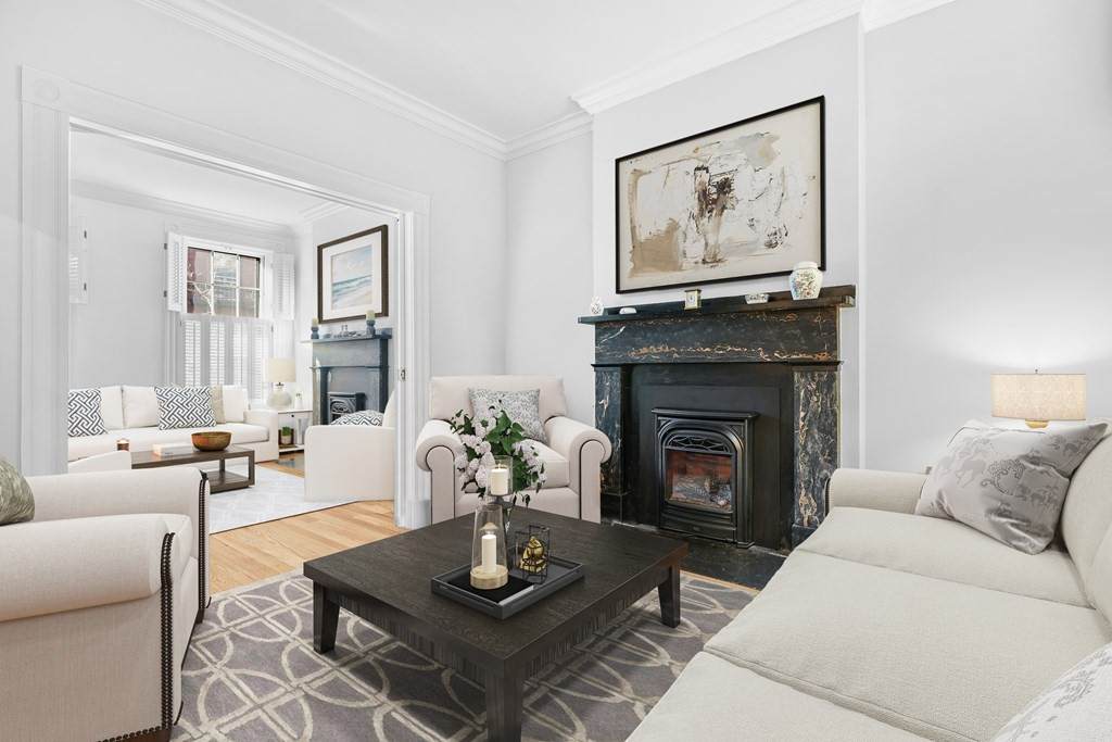 28 Irving St - Photo 1
