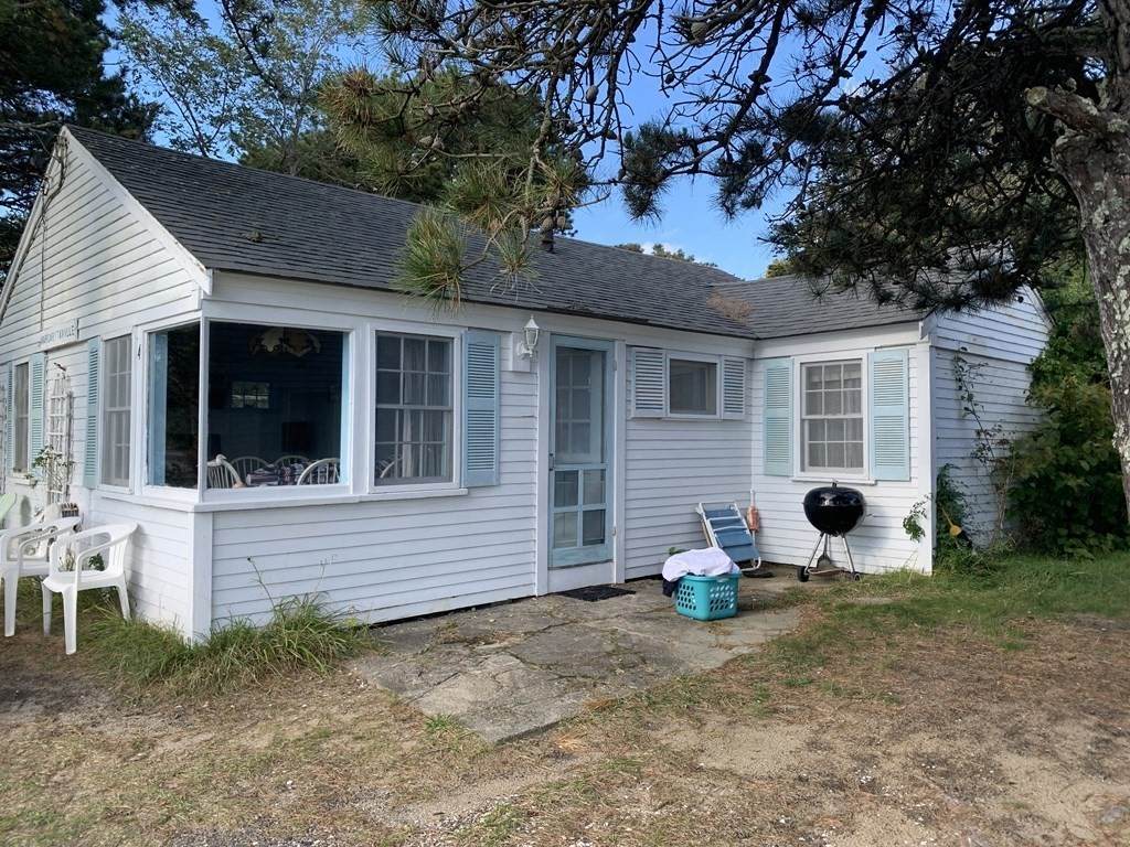 260 Kendrick Ave - Photo 1