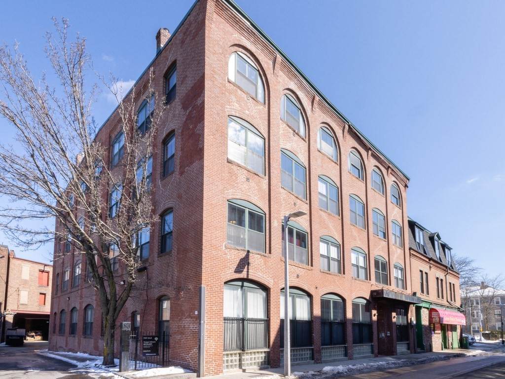 172 Green Street - Photo 1