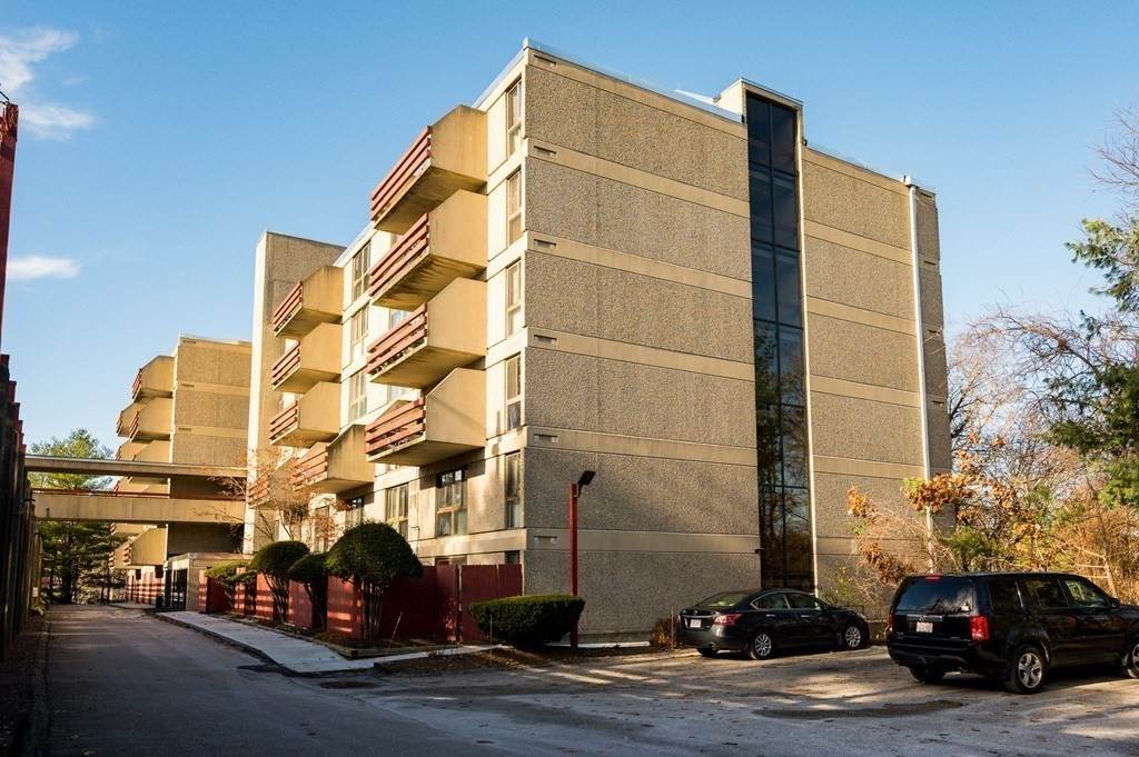 55 Tall Oaks Dr - Photo 1