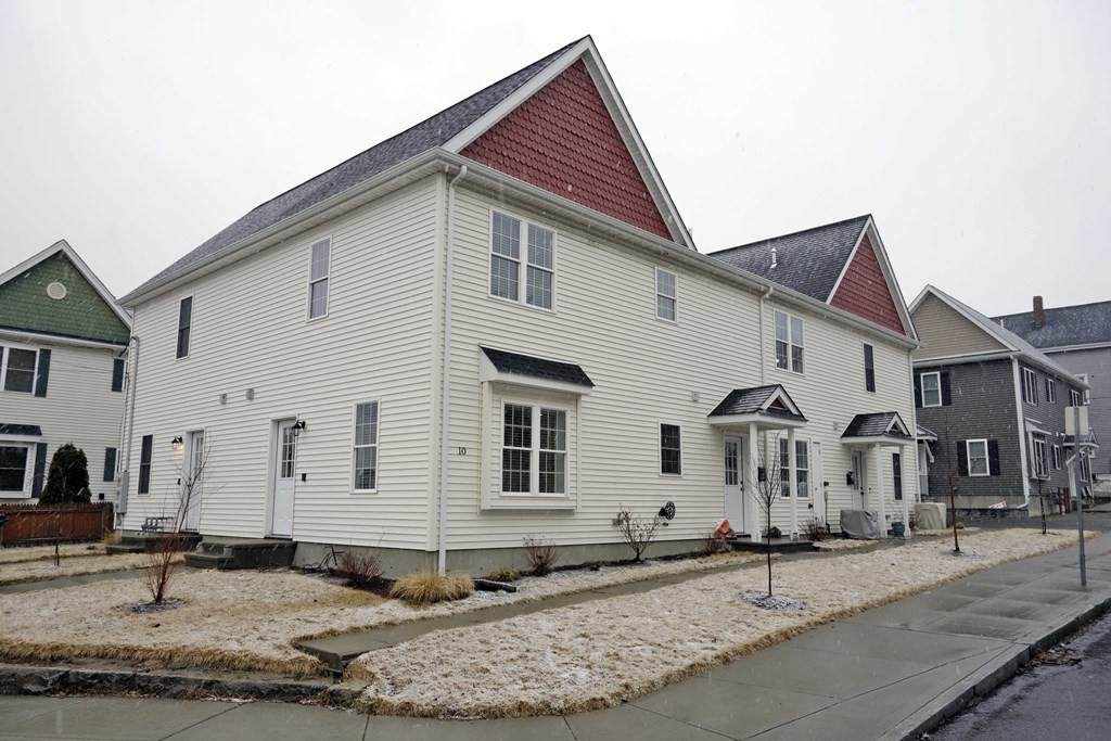 10 N Court St - Photo 1