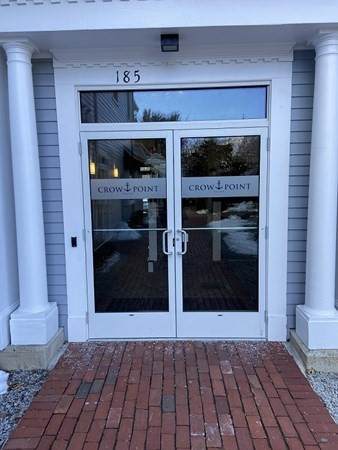 185 Lincoln St - Photo 1