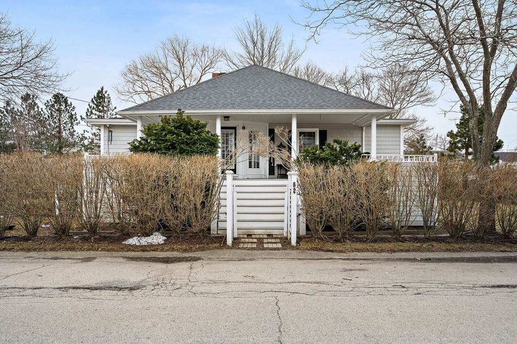 52 F St - Photo 1