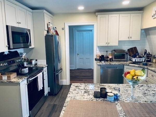 250 Lexington St - Photo 1