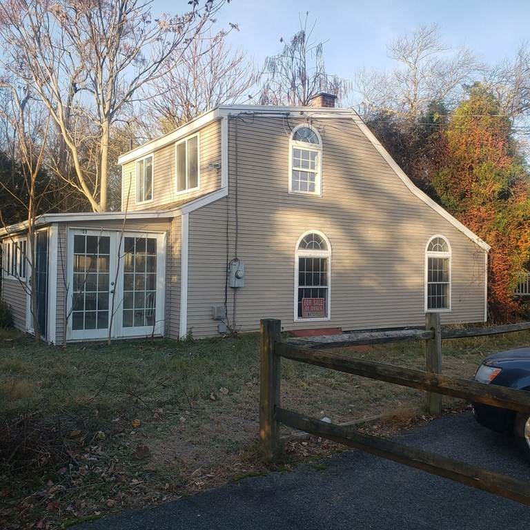 109 Somers Rd - Photo 1